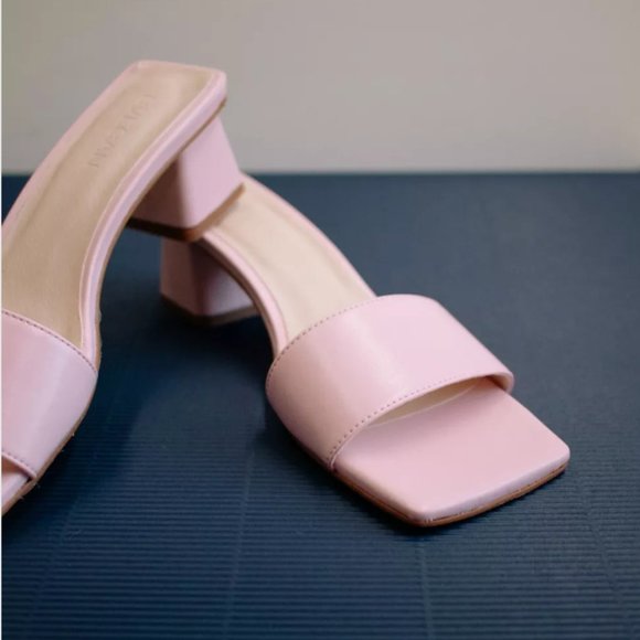 NWOT Alohas SVegan Squared Vegan Leather Mule Heel - Size 39 (US 8) - Picture 3 of 6